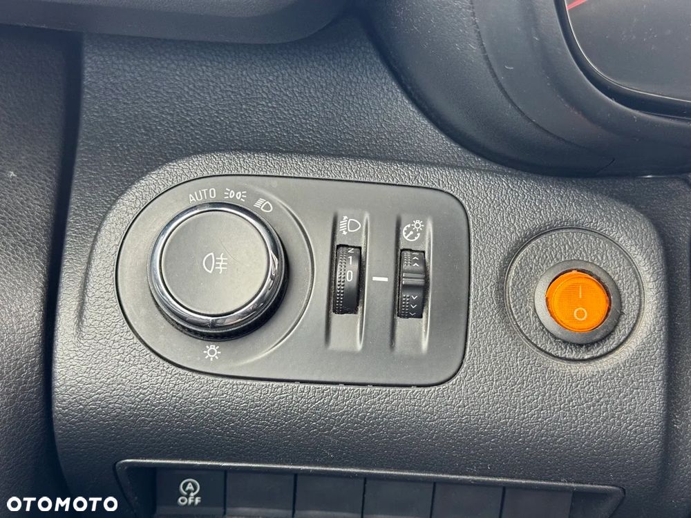 Opel COMBO L2 MAXI LONG XL - 19