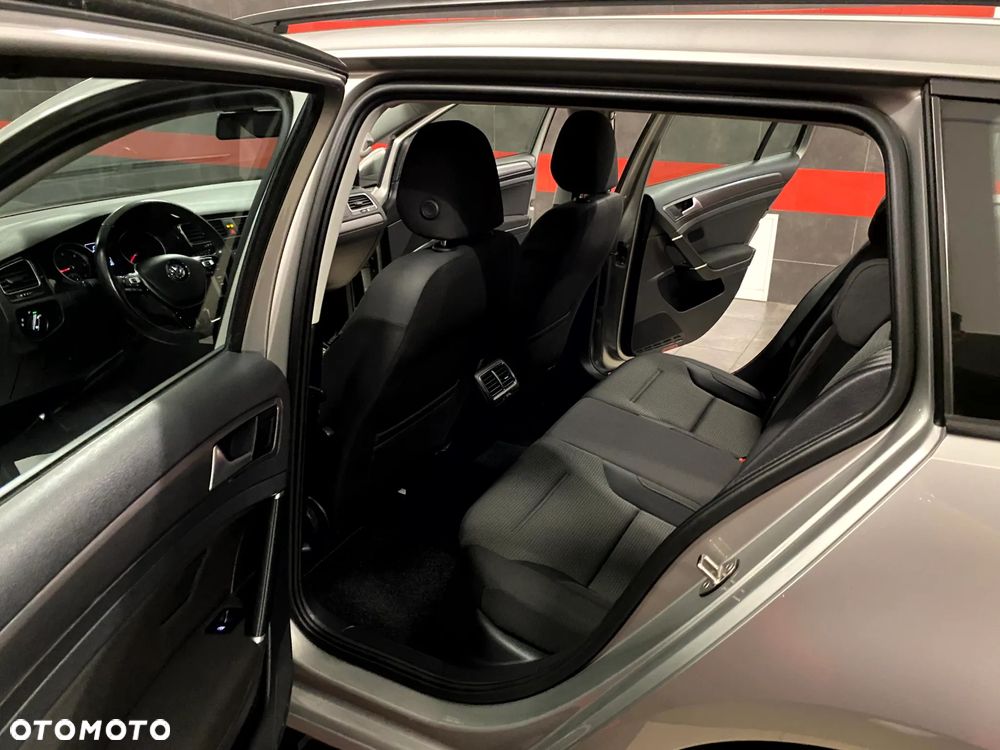 Volkswagen Golf 1.6 TDI BMT Highline - 19