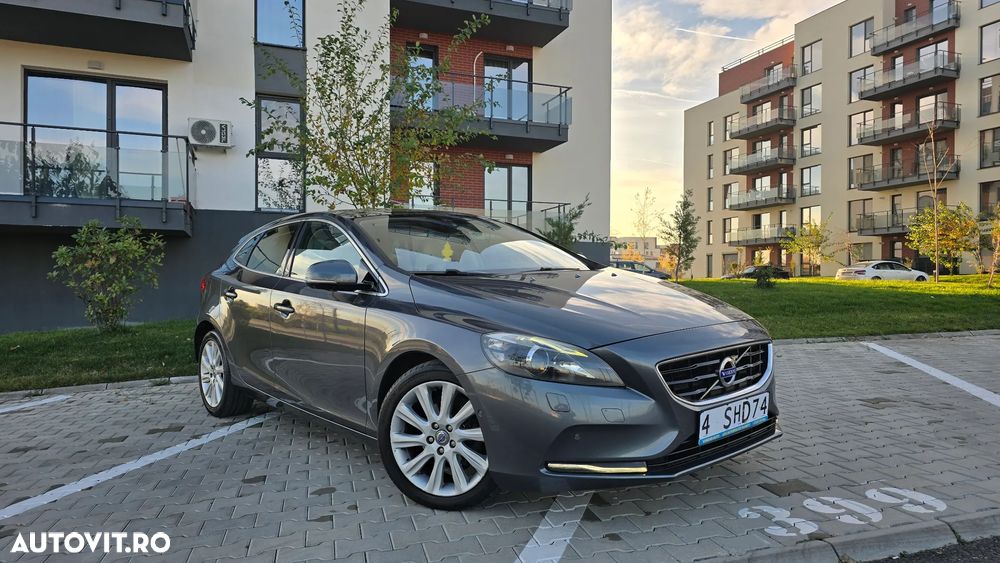 Volvo V40 - 1