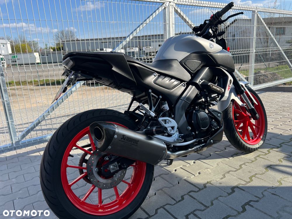Yamaha MT - 20