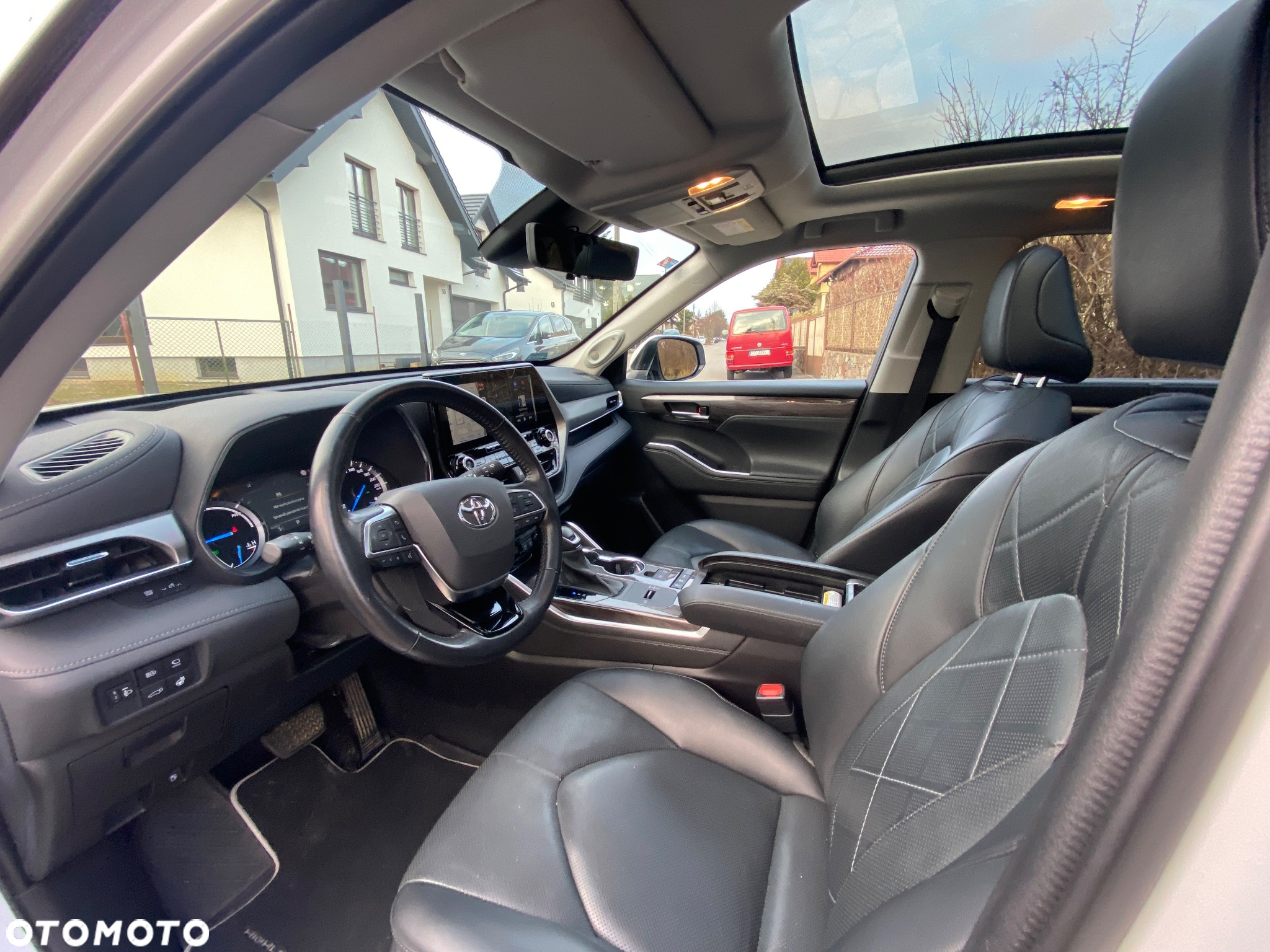 Toyota Highlander 2.5 Hybrid Executive - 28