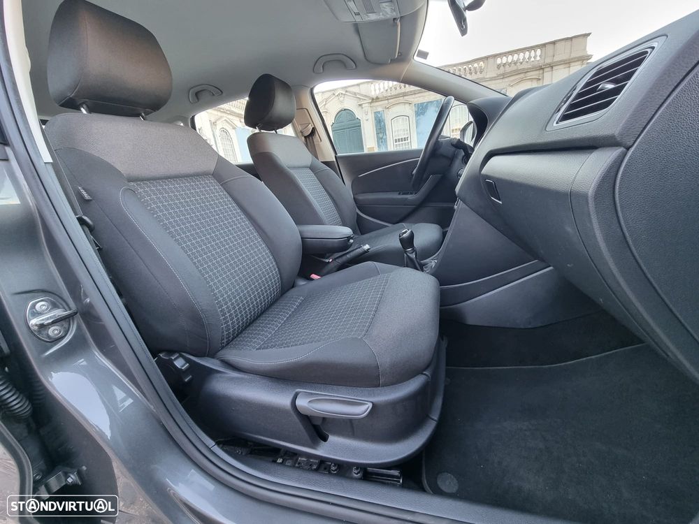 VW Polo 1.0 Confortline - 11