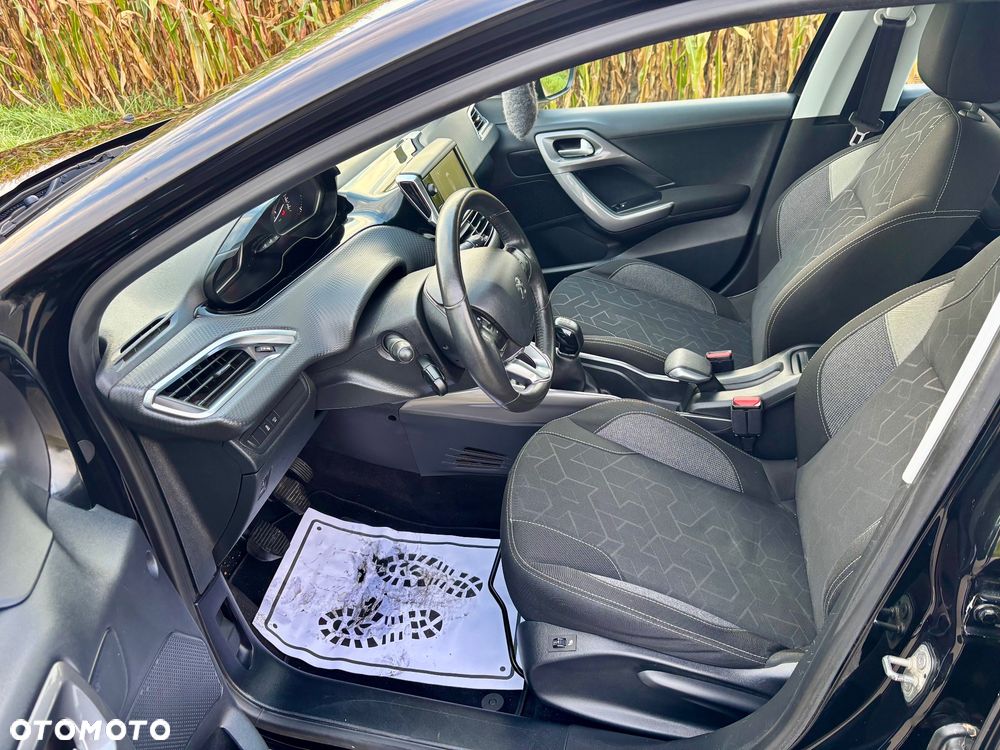 Peugeot 2008 2017 photo 4