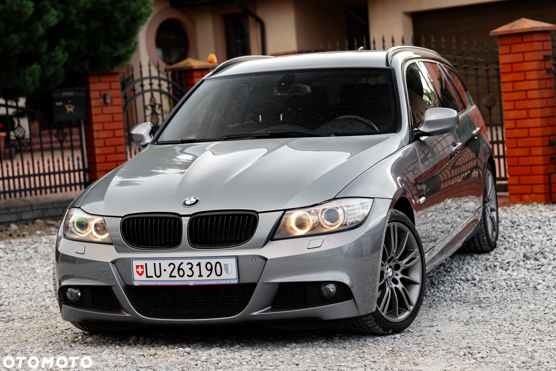 BMW Seria 3 330d xDrive DPF Touring Edition Sport - 2