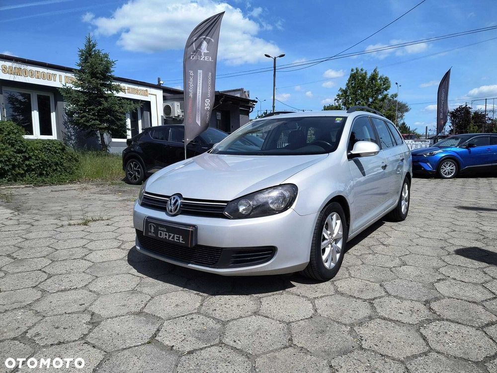 Volkswagen Golf - 1