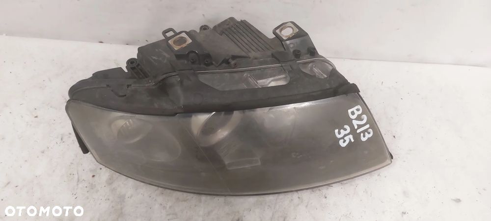 .  LAMPA PRZOD PRZEDNIA PRAWA AUDI A4 B6 CABRIO - 2