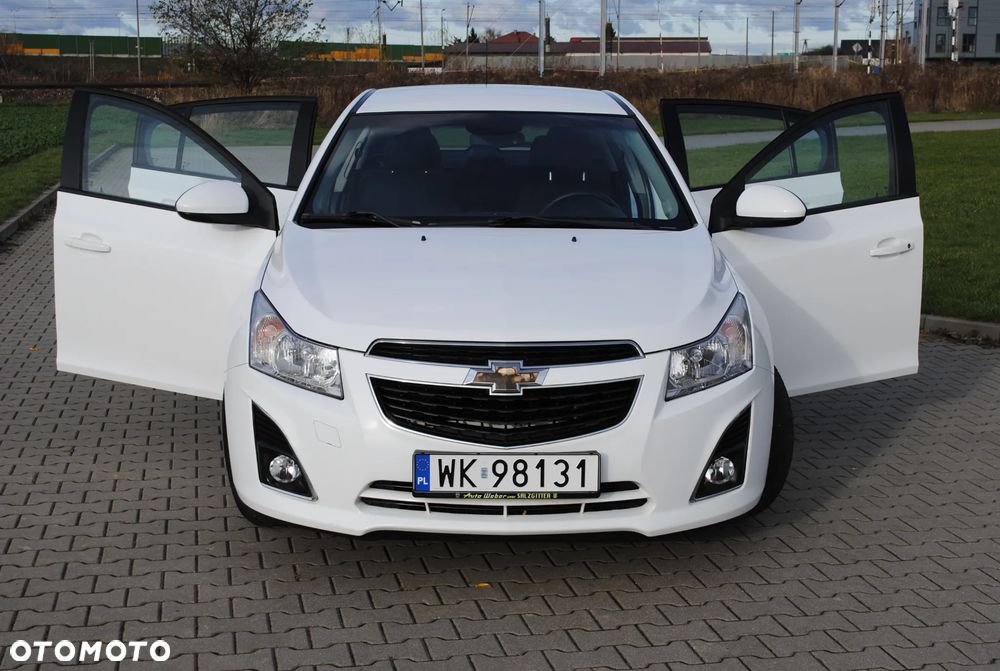 Chevrolet Cruze 1.8 LT - 25