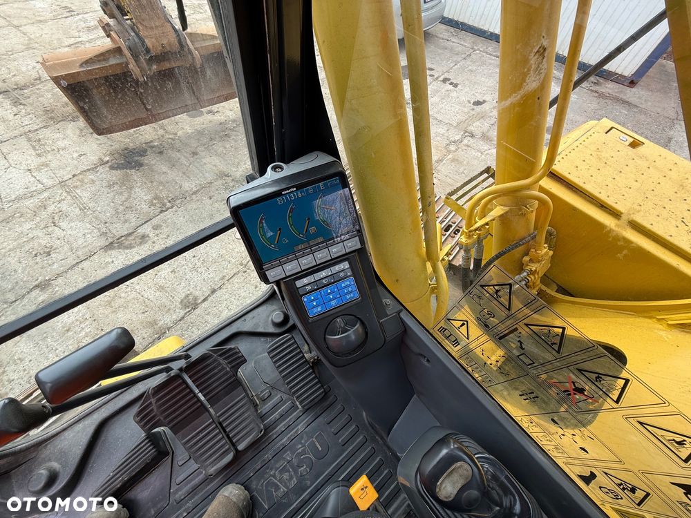 Komatsu PC 210 LC - 6