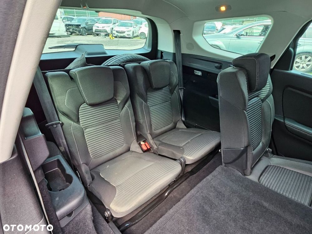 Renault Grand Scenic - 23