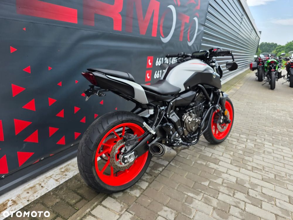 Yamaha MT - 3