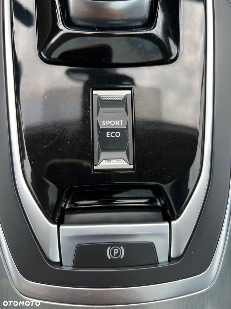 Peugeot 308 - 22