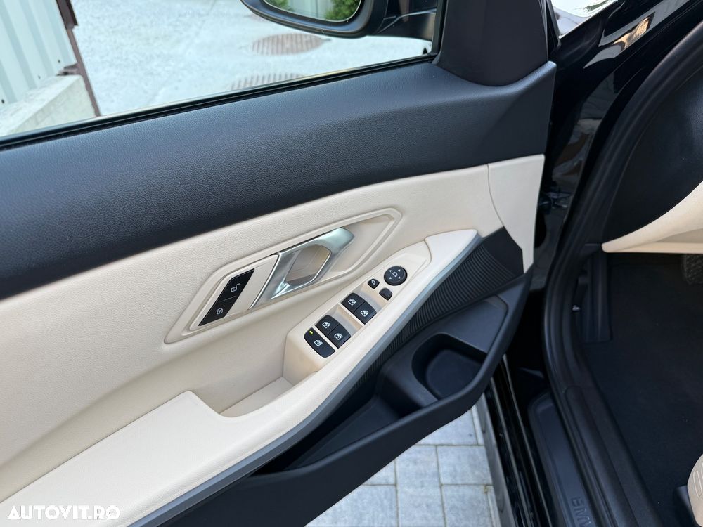 BMW Seria 3 320d xDrive AT MHEV - 16