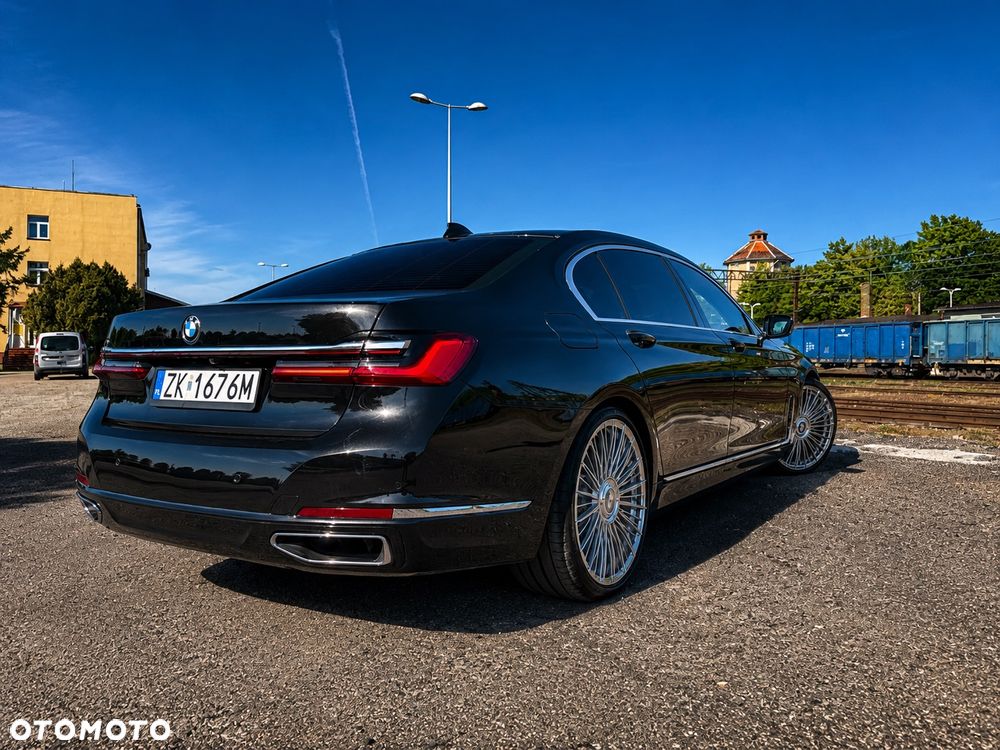BMW Seria 7 750Li xDrive - 4
