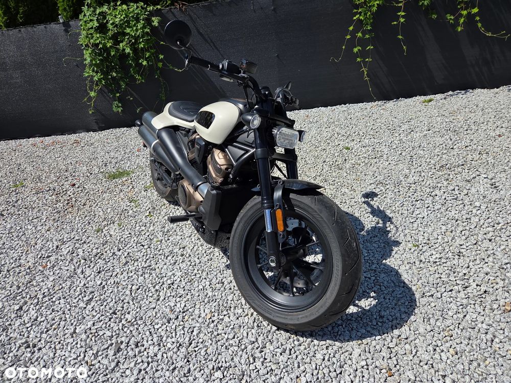 Harley-Davidson Sportster - 2