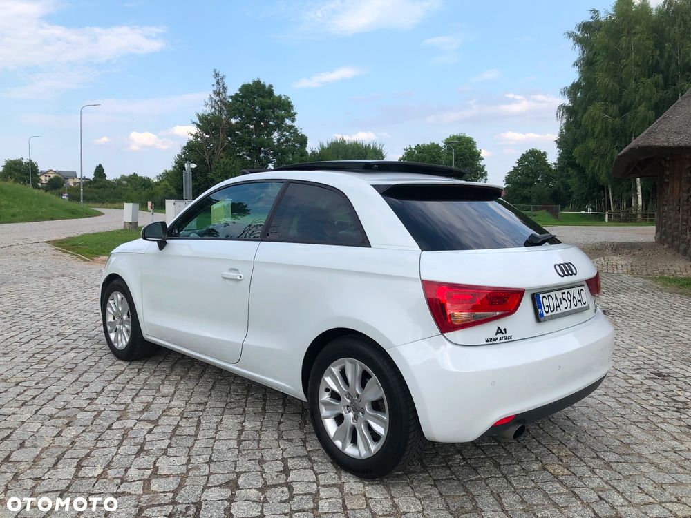 Audi A1 3-drzwiowe 1.6 TDI S tronic Attraction - 3