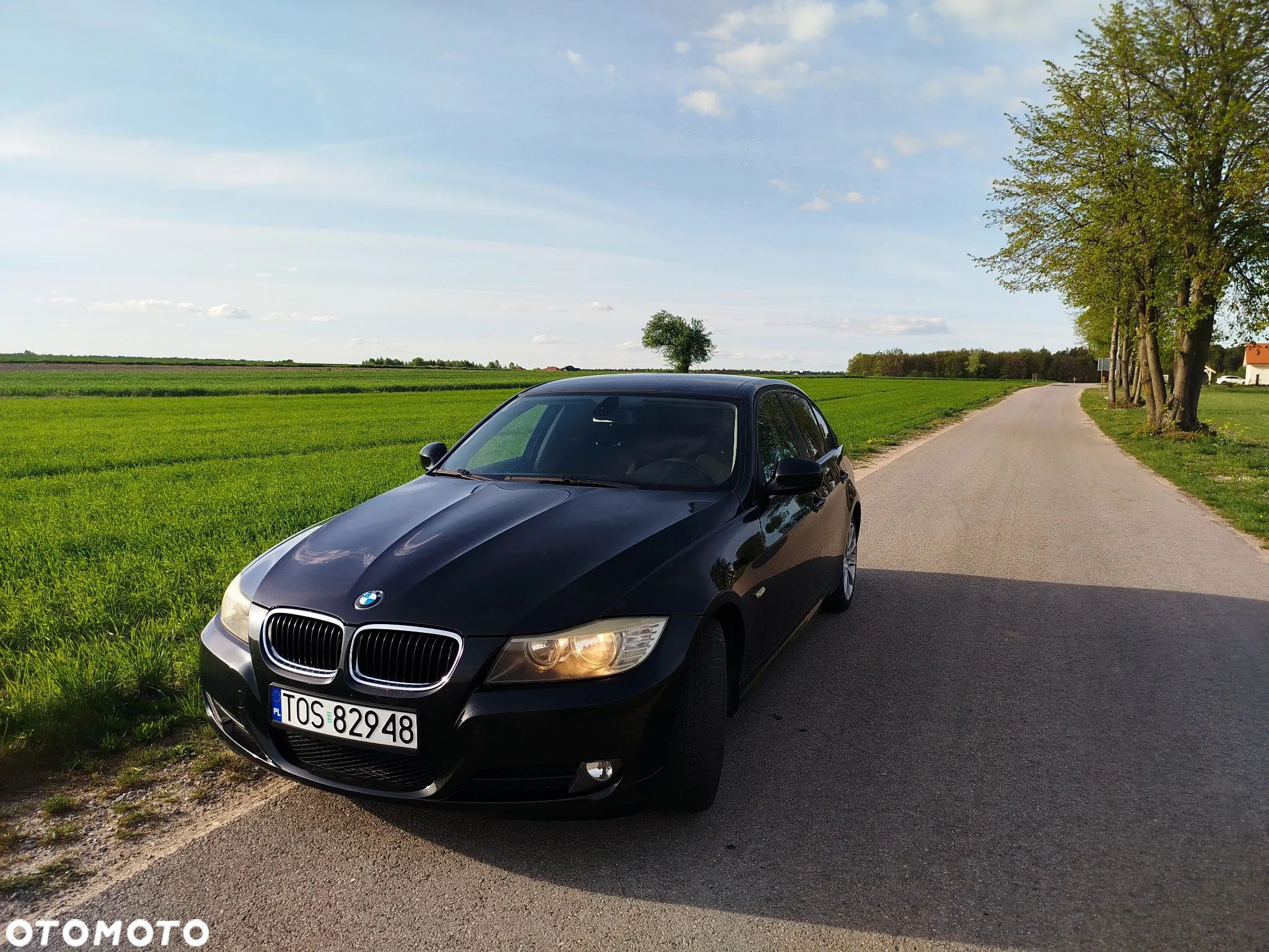 BMW Seria 3 318i - 1