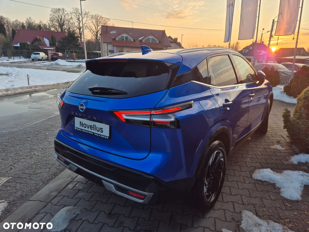 Nissan Qashqai 1.3 DIG-T MHEV 4x4 Tekna Xtronic - 11