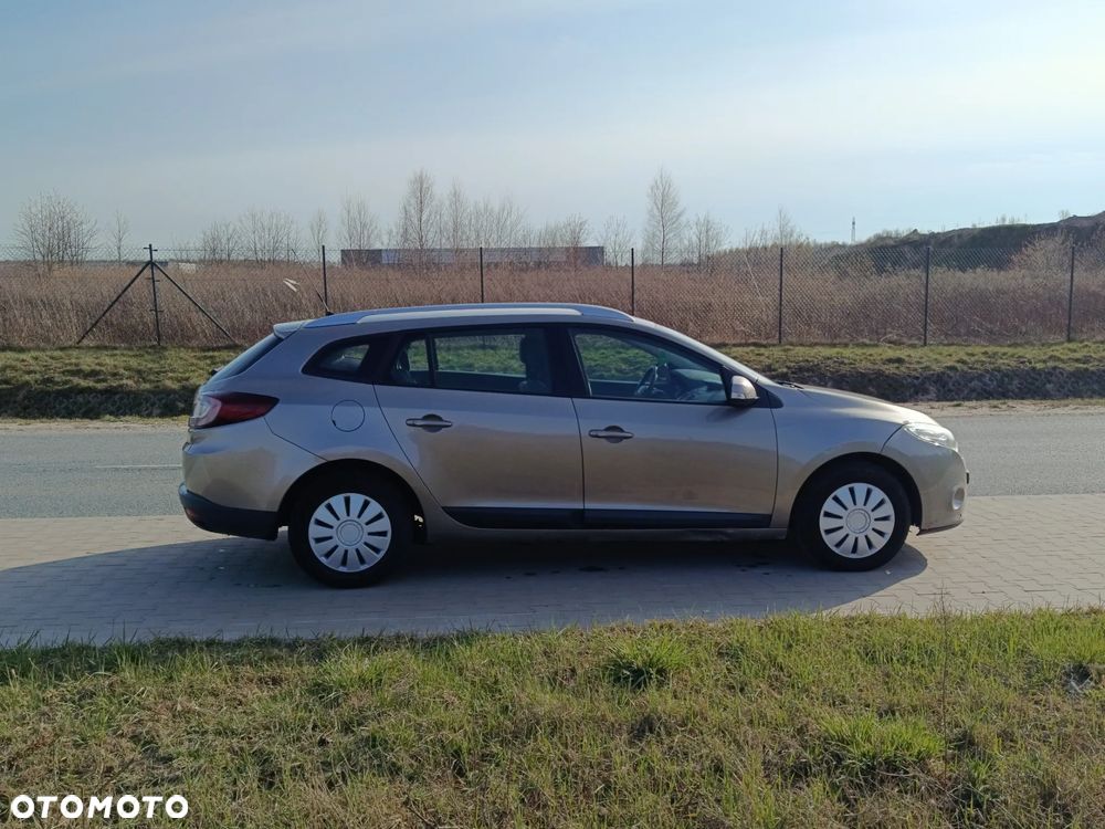 Renault Megane 1.6 16V Exception - 6