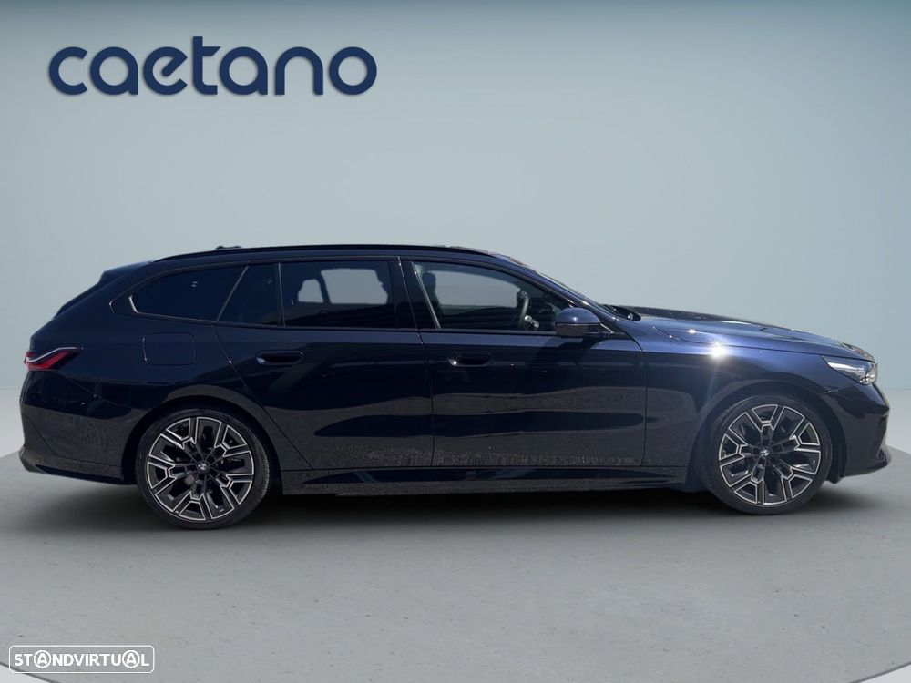 BMW i5 eDrive40 Edição Desportiva M - 6