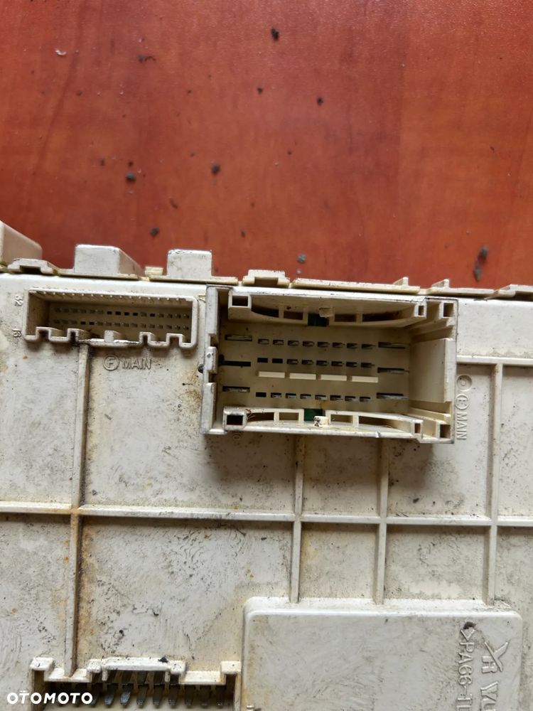 HYUNDAI I40 SKRZYNKA BEZPIECZNIKÓW 91950-3Z011 - 5