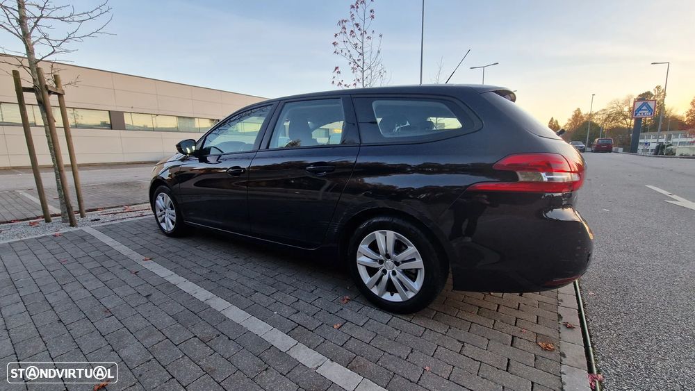 Peugeot 308 SW BlueHDi 130 EAT8 Allure - 15