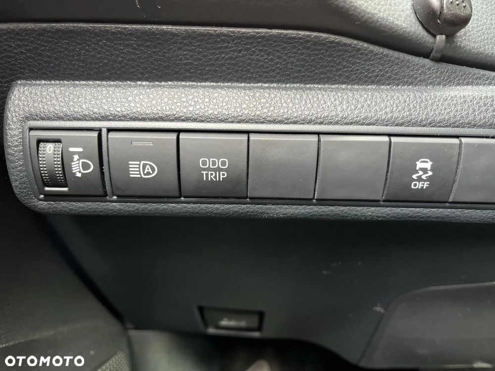 Toyota Corolla 1.8 Hybrid Comfort - 20