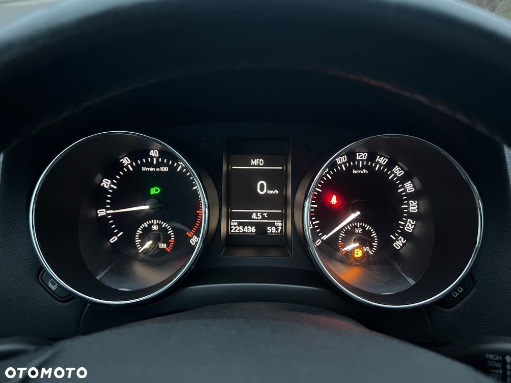 Skoda Yeti 1.8 TSI 4x4 Elegance PLUS EDITION - 36