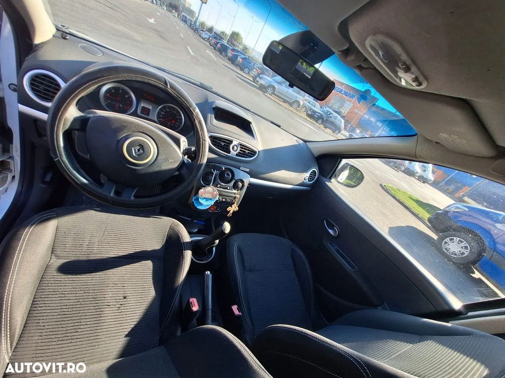 Renault Clio 1.5 dCi Expression - 2