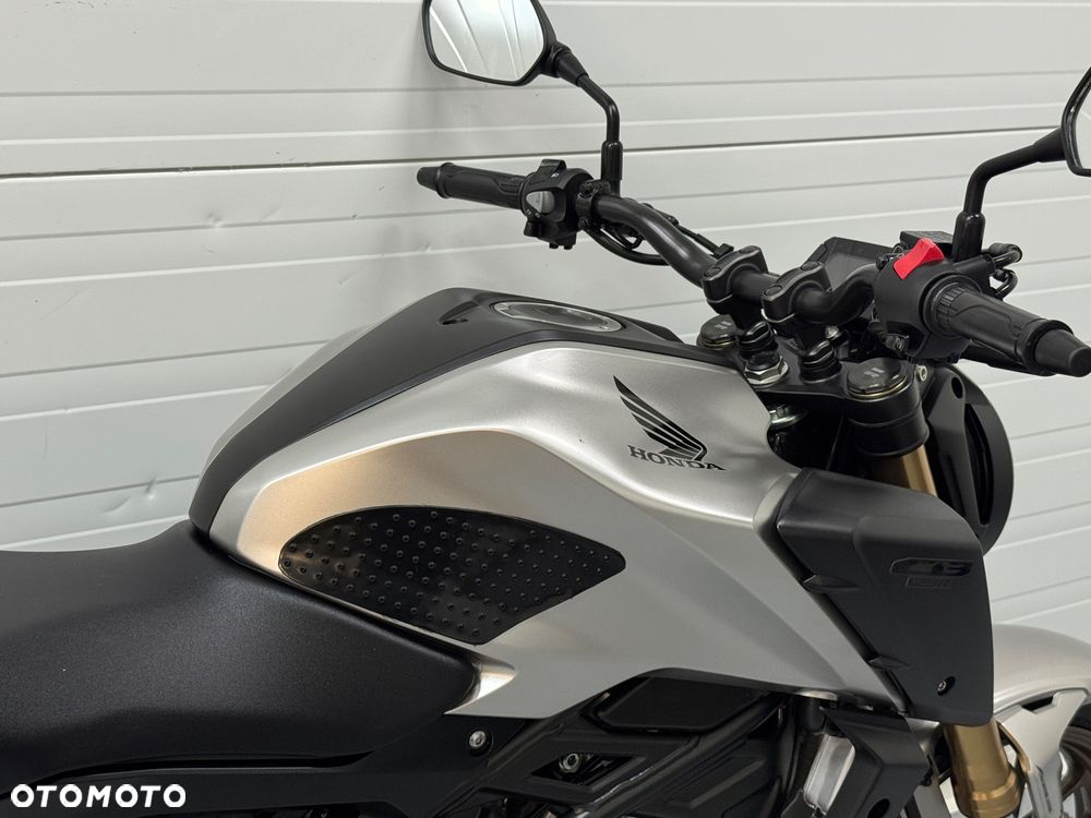 Honda CB - 6
