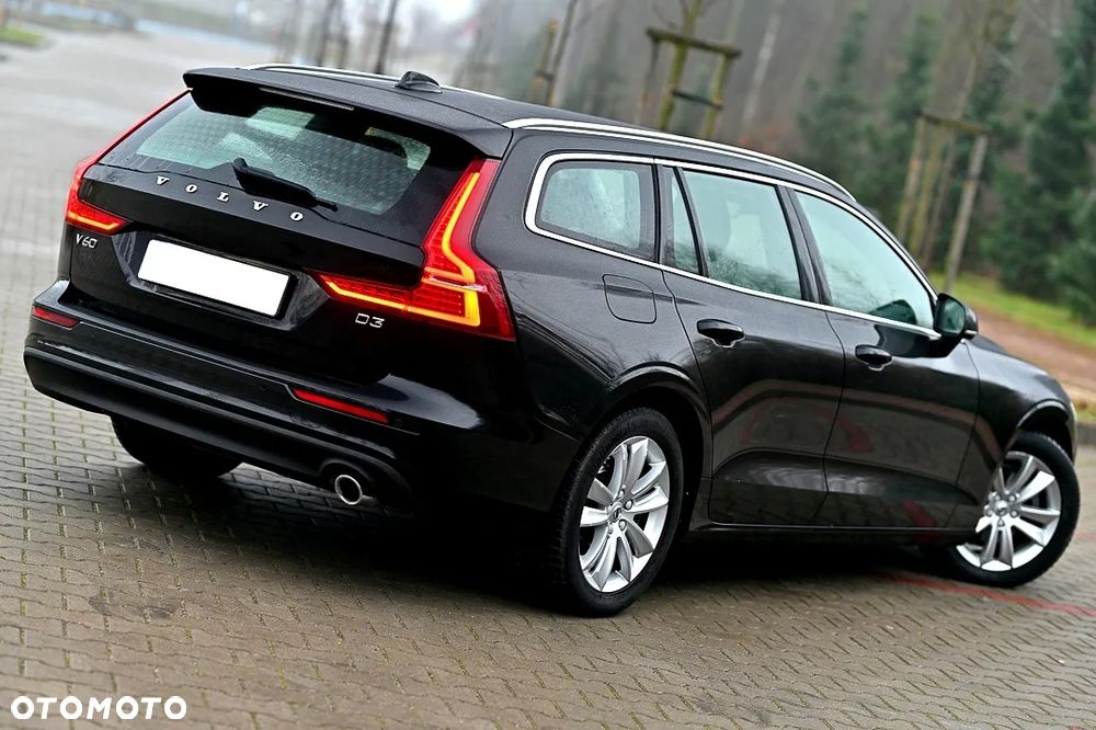 Volvo V60 D3 Momentum Pro - 13