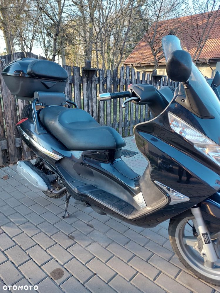 Piaggio X8 - 2