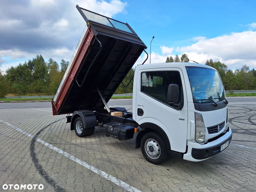 Renault MAXITY - 1