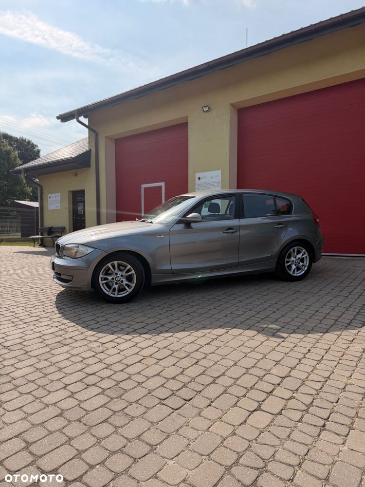 BMW Seria 1 118i Edition Sport - 8