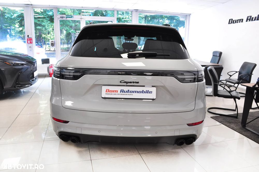 Porsche Cayenne E-Hybrid - 5
