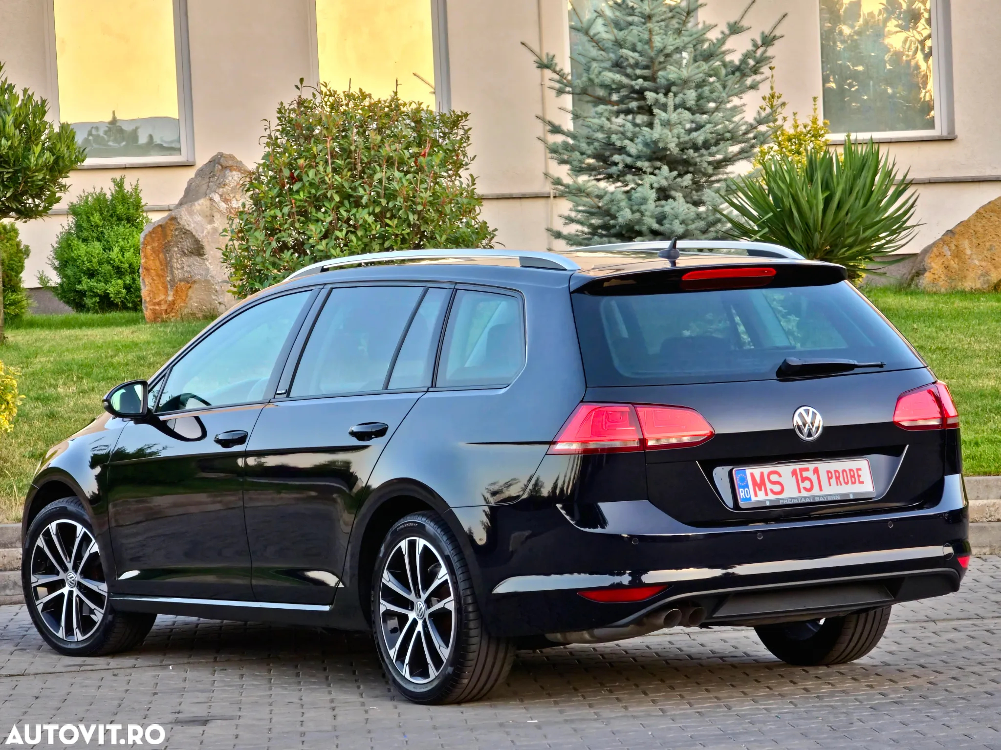 Volkswagen Golf Variant 2.0 TDI BlueMotion Technology DSG Allstar - 12