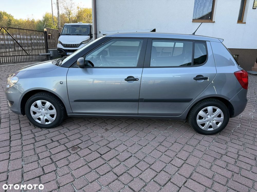 Skoda Fabia 1.2 HTP Ambiente - 33