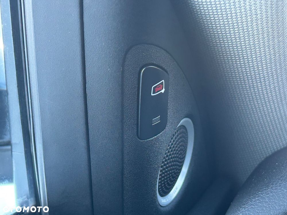 Audi A4 Allroad 2.0 TDI DPF S tronic - 28