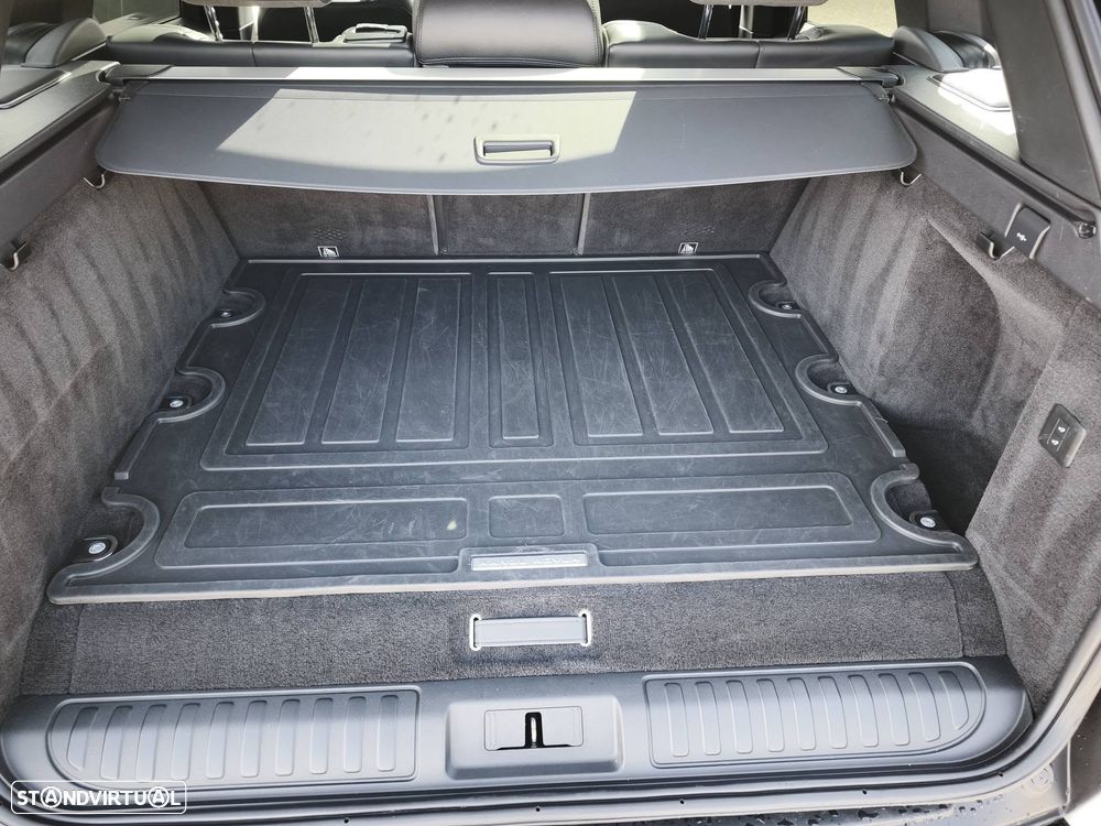 Land Rover Range Rover Sport P400e HSE Dynamic Stealth - 44