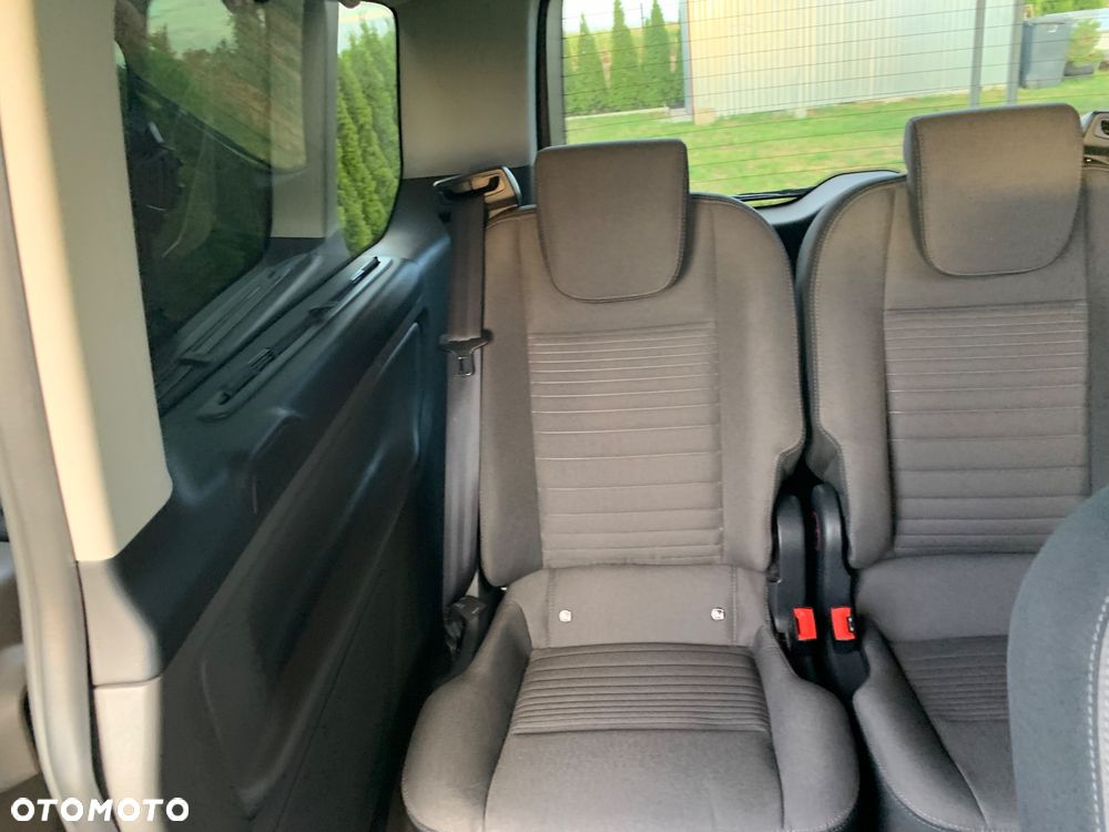 Ford Tourneo Custom 320 L2H1 VA Titanium - 13