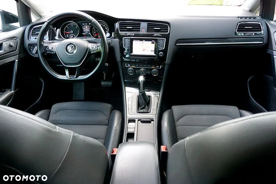 Volkswagen Golf VII 1.6 TDI BMT Highline DSG - 33