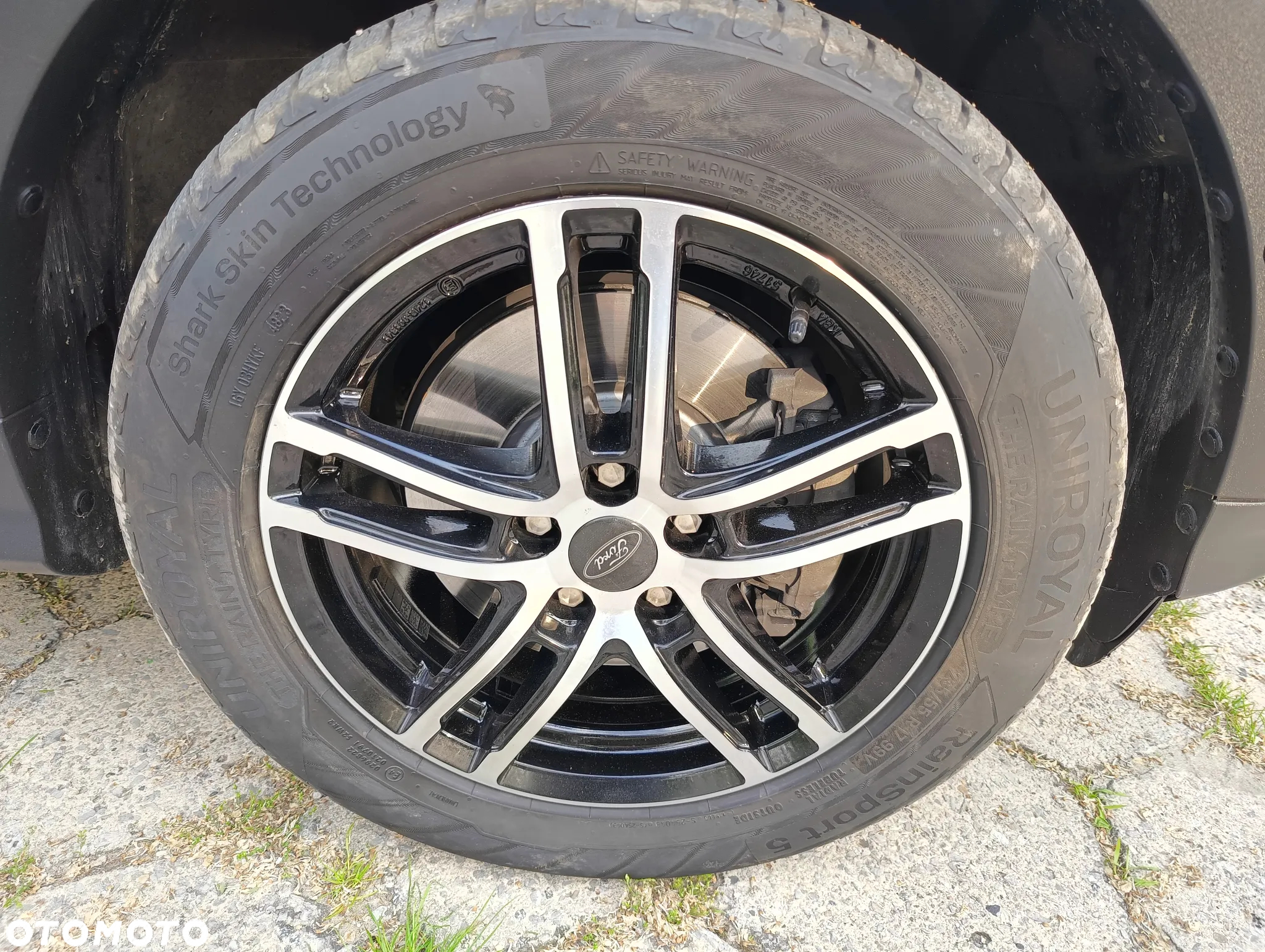 Ford Kuga 2.0 TDCi 2x4 Titanium - 9