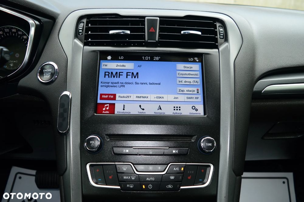 Ford Mondeo Turnier 2.0 TDCi Start-Stopp PowerShift-Aut Titanium - 21
