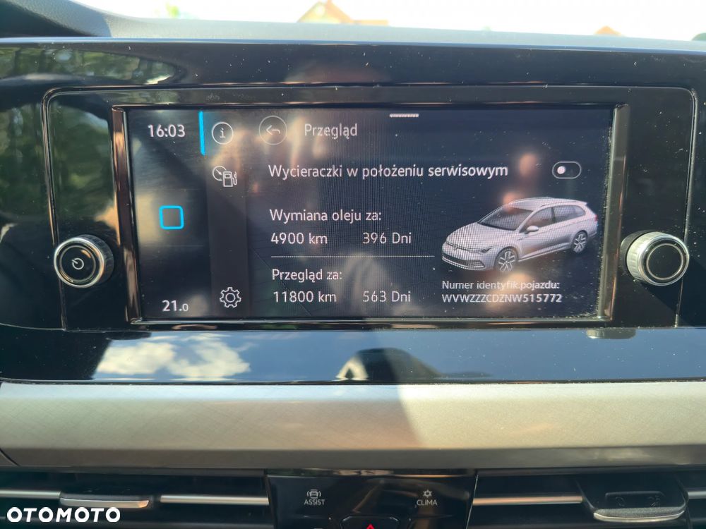 Volkswagen Golf VIII 2.0 TDI Life DSG - 11