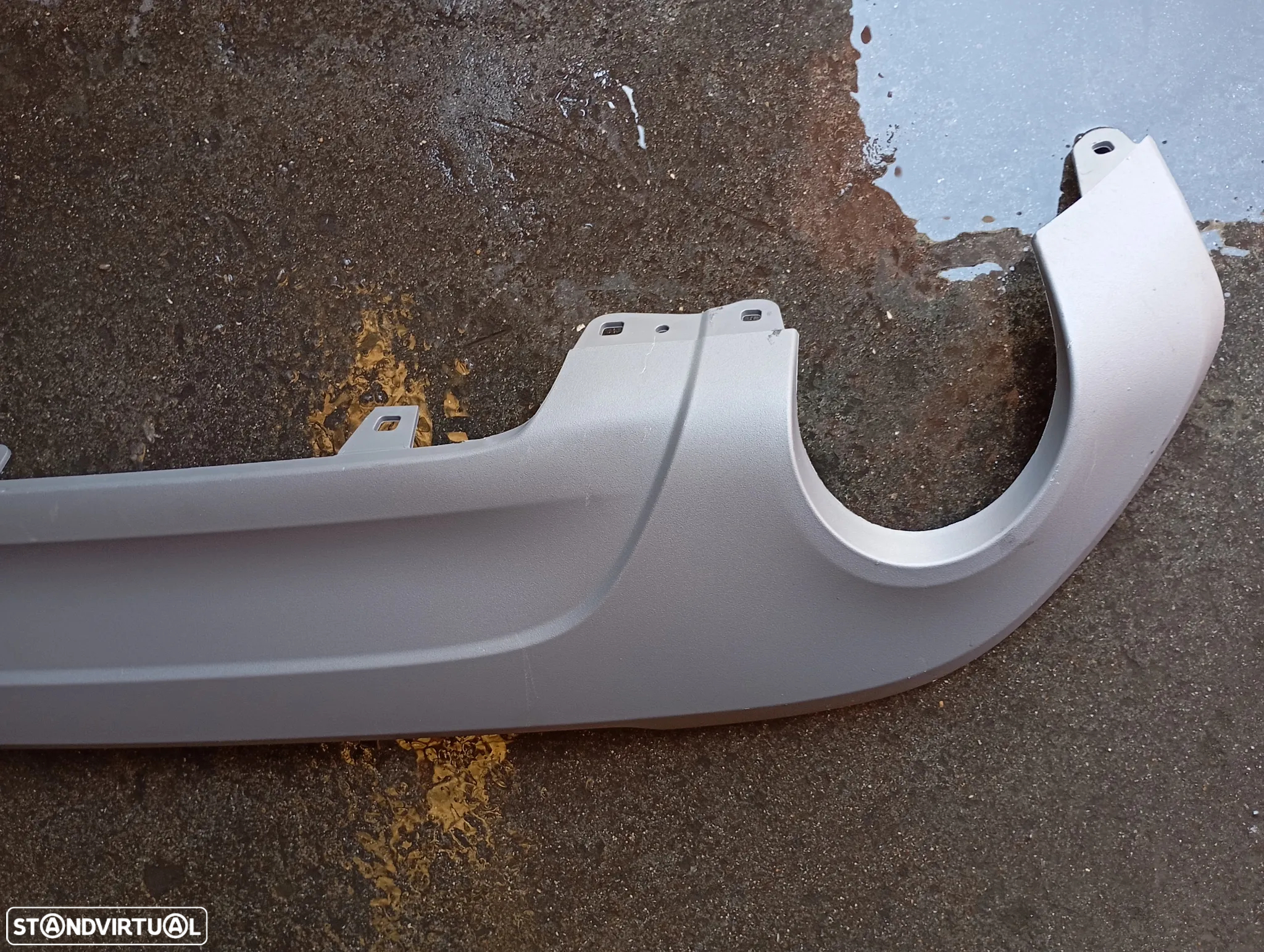 BMW X1 F48 DIFUSOR PARA CHOQUES TRÁS - DF004 - 2