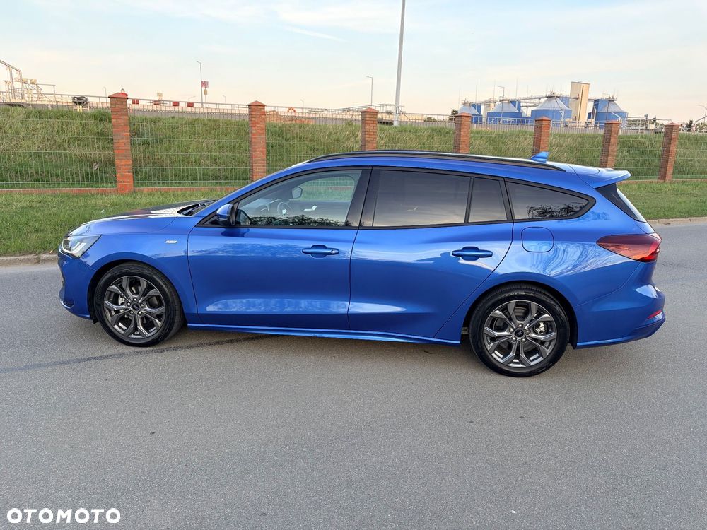 Ford Focus 1.0 EcoBoost mHEV ST-Line X - 4