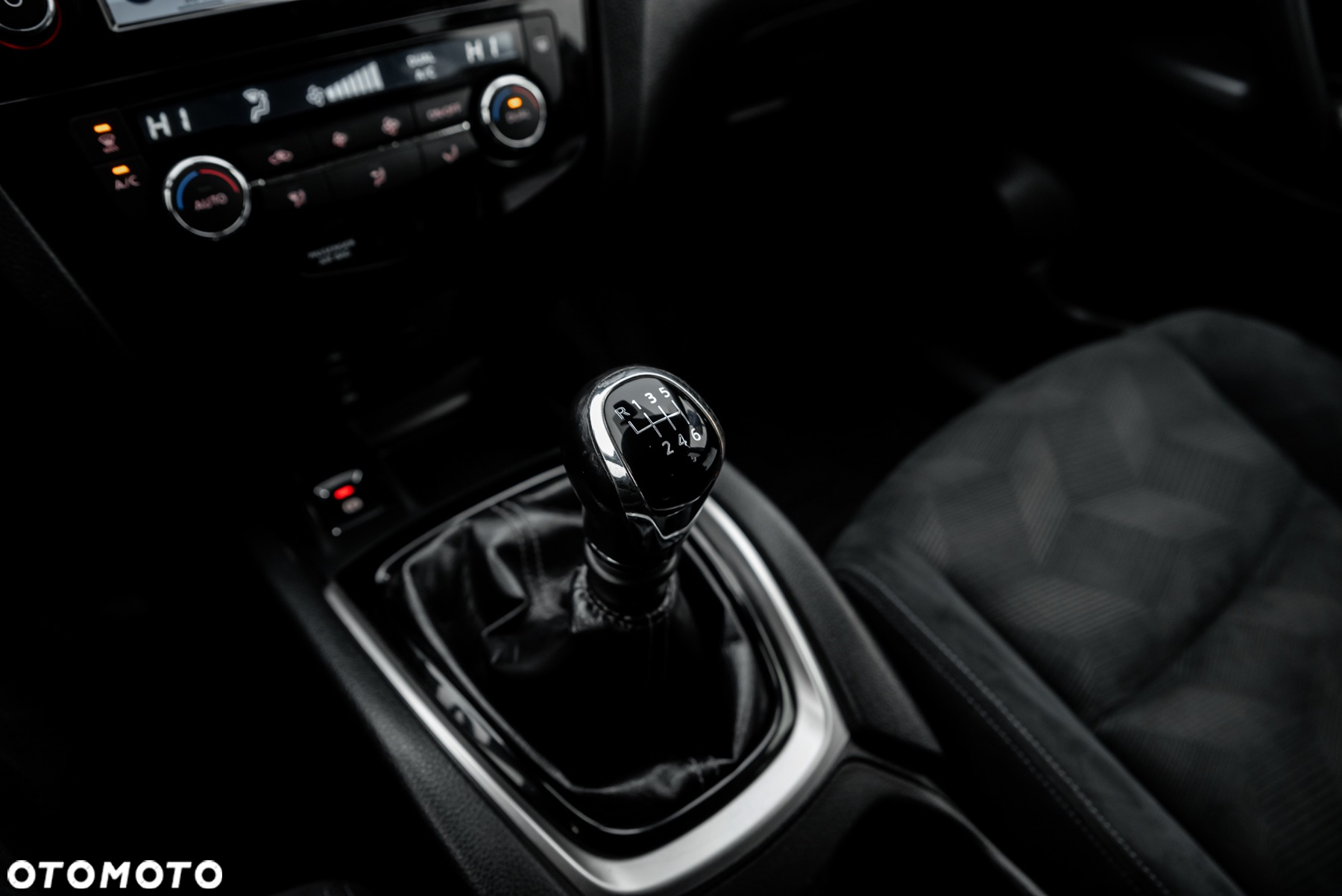Nissan X-Trail 1.6 dCi ALL-MODE 4x4i 360 - 36