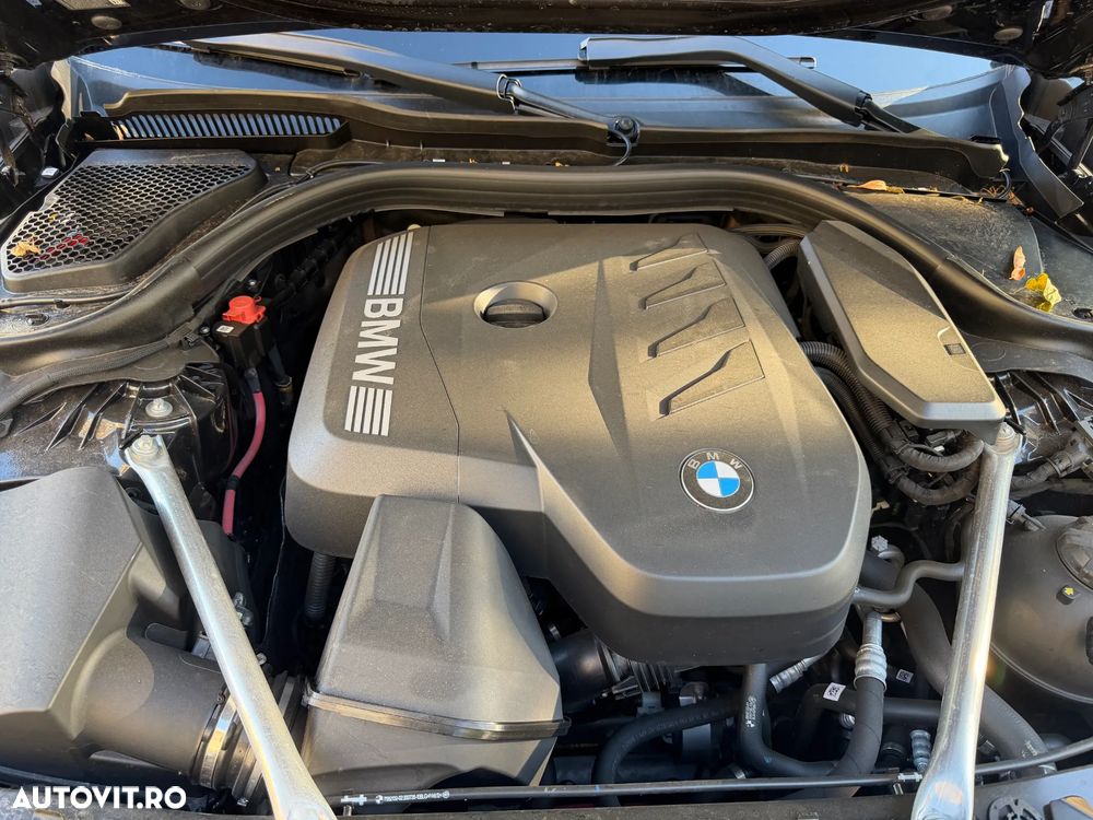 BMW Seria 5 520i Aut. - 32