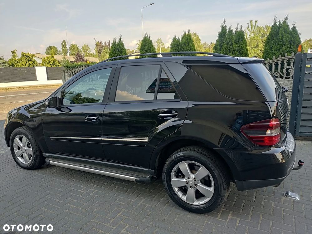 Mercedes-Benz ML 2005