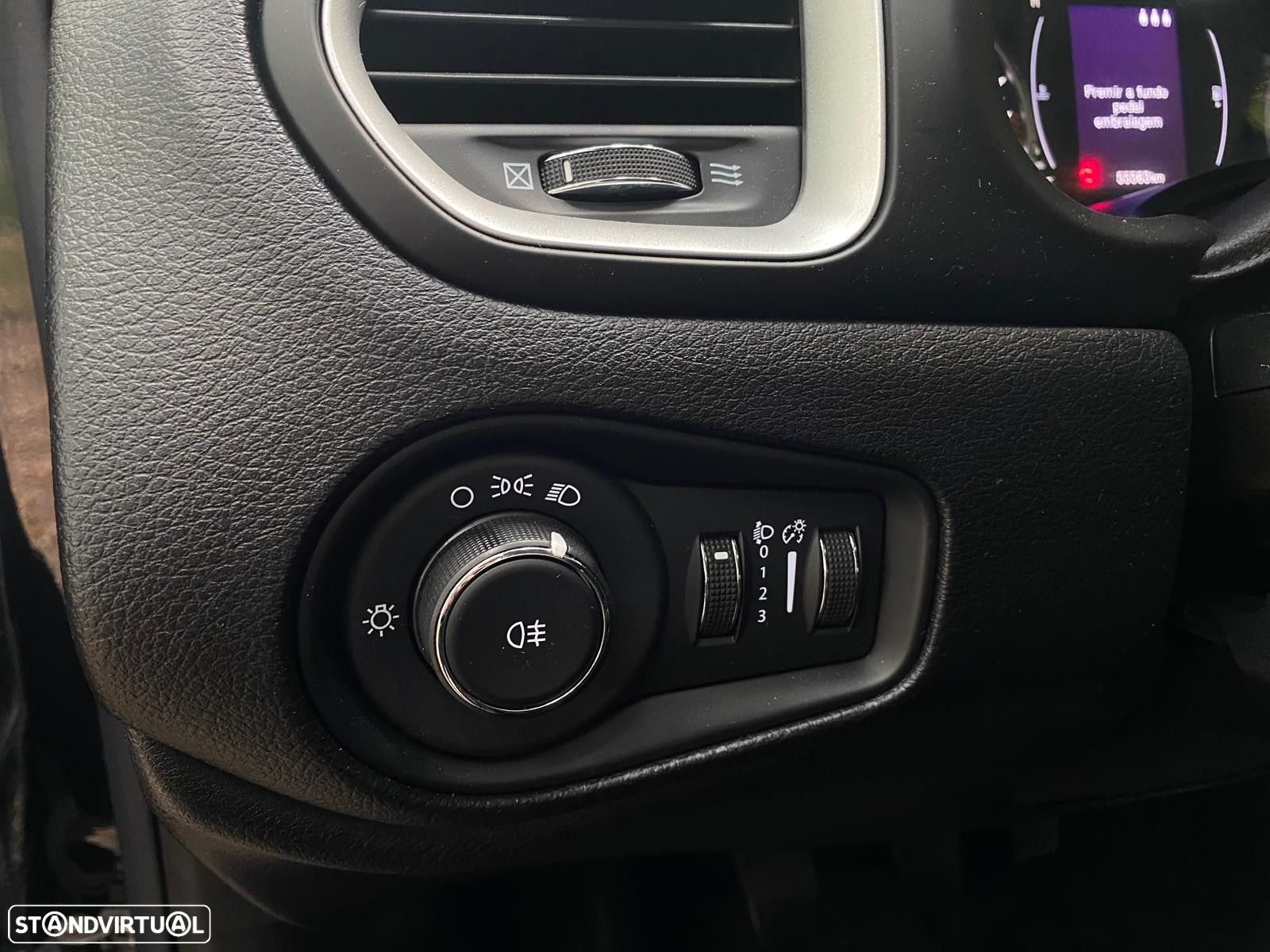 Jeep Renegade - 18