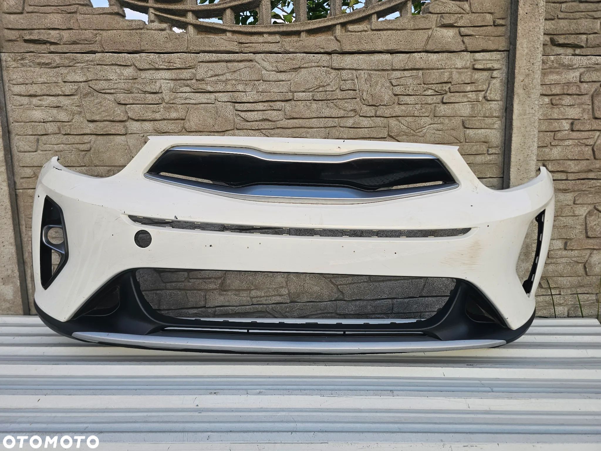Kia  Stonic ZDERZAK PRZOD - 1